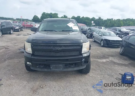 2011 Chevrolet Silverado 1500 Lt z USA, uszkodzony, nr VIN 3GCPKSE32BG218043